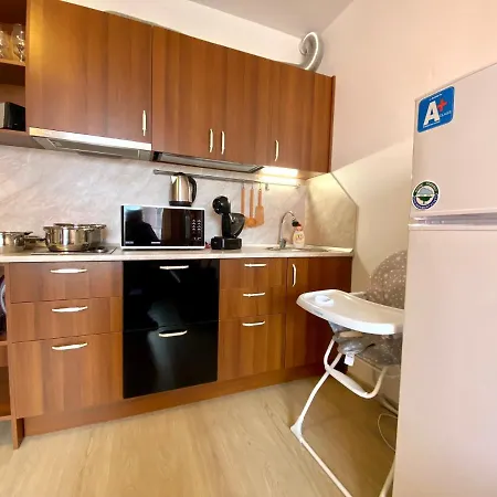 Apartman Bratanov Sunny View Central