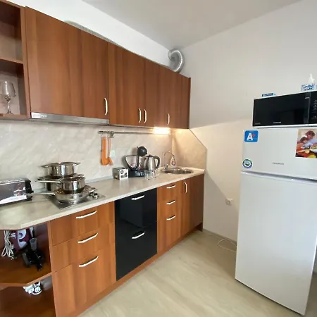 Bratanov Sunny View Central Daire *